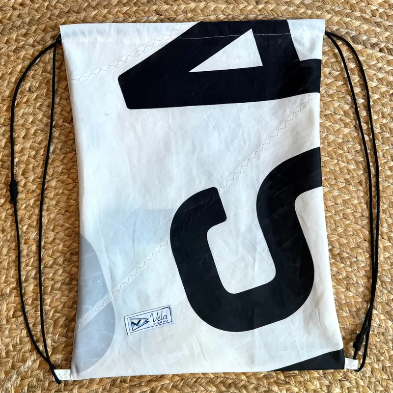 Vela drawstring bag, black sail numerals with a grey patch